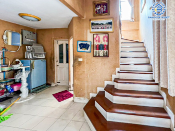 *****บ้านเดี่ยวมือสองนนทบุรี โครงการ ชลลดา วัดลาดปลาดุก #หลังมุม เนื้อที่กว้างขวางถึง 72 ตร.ว. ฟังก์ชัน 3 ห้องนอน 2 ห้องน้ำ 1 ที่จอดรถ บ้านเนื้อที่เยอะ ติดทะเลสาบ บนทำเลแห่งการเดินทาง เพียง 15 นาทีถึงรถไฟฟ้าสายสีม่วง "สถานีคลองบางไผ่" จองเลย!