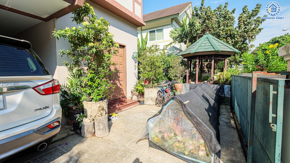 *****บ้านเดี่ยวมือสอง โครงการ วรารมย์ พหลโยธิน-สายไหม เนื้อที่กว้าง 63.80 ตร.ว. ฟังก์ชัน 3 ห้องนอน 2 ห้องน้ำ 2 ที่จอดรถ บ้านหลังใหญ่ พื้นที่ใช้สอยกว้าง บ้านคุณภาพจาก Q HOUSE บนทำเลดี เชื่อมต่อถนนลำลูกกา ถนนเฉลิมพงษ์ พหลโยธิน ถนนวิภาวดี-รังสิต ถนนหทัยราษฏร์ เพียง 10 นาทีถึงรถไฟฟ้าสายสีเขียว "สถานีคูคต" ใกล้จุดขึ้นทางด่วน "ฉลองรัช"