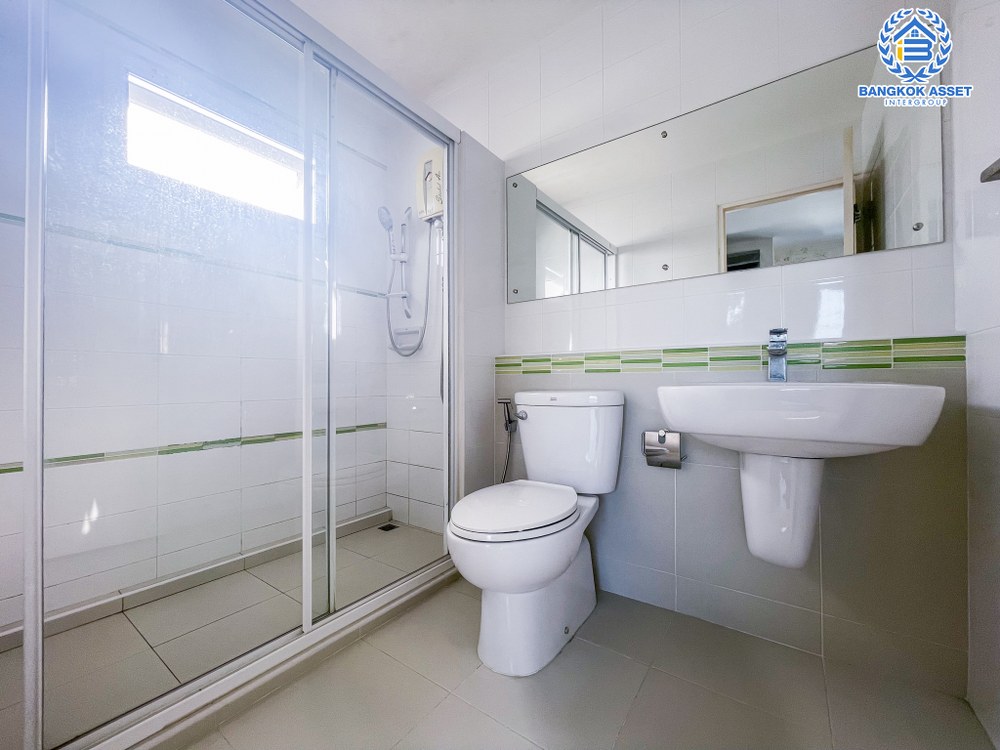 *****บ้านเดี่ยวมือสอง โครงการ ชัยพฤกษ์ รัตนาธิเบศร์-วงแหวน เนื้อที่กว้าง 54 ตร.ว. ฟังก์ชัน 3 ห้องนอน 3 ห้องน้ำ 2 ที่จอดรถ คุณภาพจาก L&H สภาพดีมาก พร้อมอยู่ บนทำเลดี เชื่อมต่อถนนรัตนาธิเบศร์ ถนนบางกรวย-ไทรน้อย ถนนกาญจนาภิเษก ใกล้รถไฟฟ้าสายสีม่วง "สถานีคลองบางไผ่" จองเลย!