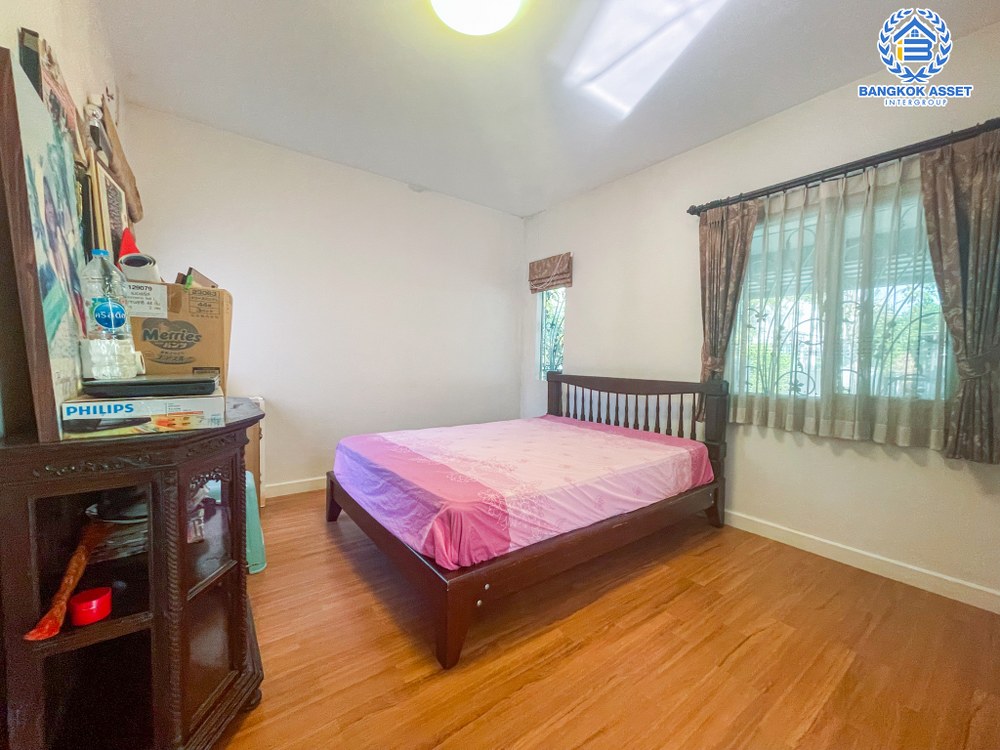 *****บ้านเดี่ยวมือสอง โครงการ ชัยพฤกษ์ รัตนาธิเบศร์-วงแหวน เนื้อที่กว้าง 54 ตร.ว. ฟังก์ชัน 3 ห้องนอน 3 ห้องน้ำ 2 ที่จอดรถ คุณภาพจาก L&H สภาพดีมาก พร้อมอยู่ บนทำเลดี เชื่อมต่อถนนรัตนาธิเบศร์ ถนนบางกรวย-ไทรน้อย ถนนกาญจนาภิเษก ใกล้รถไฟฟ้าสายสีม่วง "สถานีคลองบางไผ่" จองเลย!