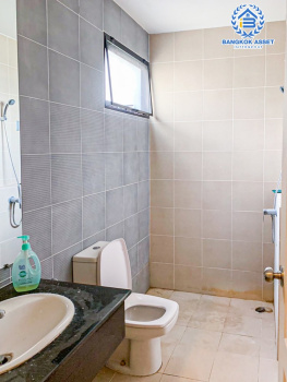 *****ทาวน์เฮ้าส์มือสอง โครงการ เวอรีเดียน ราชพฤกษ์ เนื้อที่ 26.20 ตร.ว. ฟังก์ชัน 3 ห้องนอน 3 ห้องน้ำ 2 ที่จอดรถ บ้านสภาพใหม่มาก ฟรี! เฟอร์นิเจอร์ เข้าออกในเมืองง่าย บนทำเลเดินทางสะดวก เชื่อมต่อถนนรัตนาธิเบศร์ ใกล้รถไฟฟ้าสายสีม่วง "สถานีบางรักน้อยท่าอิฐ" ใกล้จุดขึ้นทางด่วน "งามวงศ์วาน" จองเลย!