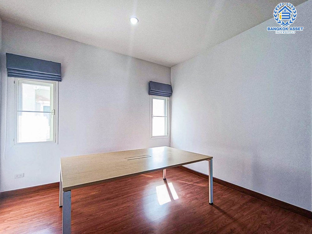 *****บ้านเดี่ยวมือสอง โครงการ คุณาลัย ซิมโฟนี บ้านกล้วย-ไทรน้อย บ้านสวยพร้อมเข้าอยู่ หลังมุม บนเนื้อที่กว่า 74.9 ตร.ว. ฟังก์ชัน 4 ห้องนอน 5 ห้องน้ำ 2 ที่จอดรถ บนทำเลเดินทางสะดวก ใกล้เซ็นทรัลเวสต์เกต เชื่อมต่อถนนหลายเส้นทาง ใกล้รถไฟฟ้าสายสีม่วง "สถานีคลองบางไผ่" จองเลย!