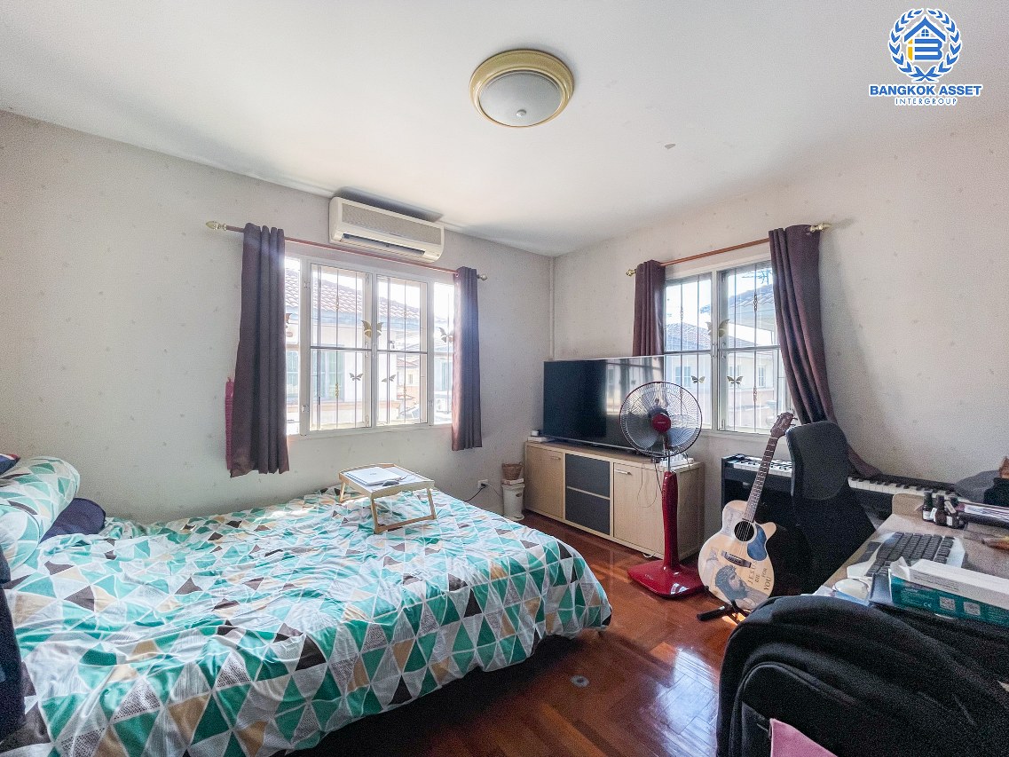 *****บ้านเดี่ยวมือสองนนทบุรี คุณภาพระดับ L&H หมู่บ้าน ชัยพฤกษ์ วัดลาดปลาดุก เนื้อที่กว้างขวางถึง 58.3 ตร.ว. ฟังก์ชัน 4 ห้องนอน 2 ห้องน้ำ 2 ที่จอดรถ บ้านพร้อมอยู่ ต้นโครงการ บนทำเลเยี่ยม เพียง 13 นาที ถึงรถไฟฟ้าสายสีม่วง "สถานีคลองบางไผ่" ใกล้เซ็นทรัลเวสต์เกต และทางด่วน "กาญจนาภิเษก"