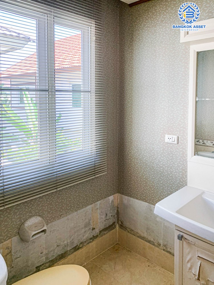 *****บ้านเดี่ยวมือสอง โครงการ วรารมย์ พหลโยธิน-สายไหม จาก Q HOUSE  เนื้อที่ 58 ตร.ว. ฟังก์ชัน 3 ห้องนอน 3 ห้องน้ำ 1 ที่จอดรถ ภายในสภาพดี พื้นที่ใช้สอยกว้าง บนทำเลเดินทางง่าย เชื่อมต่อถนนลำลูกกา ถนนเฉลิมพงษ์ เพียง 10 นาทีถึงรถไฟฟ้าสายสีเขียว "สถานีคูคต" ใกล้จุดขึ้นทางด่วน "ฉลองรัช"