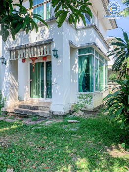 *****บ้านเดี่ยวมือสอง โครงการ วรารมย์ พหลโยธิน-สายไหม จาก Q HOUSE  เนื้อที่ 58 ตร.ว. ฟังก์ชัน 3 ห้องนอน 3 ห้องน้ำ 1 ที่จอดรถ ภายในสภาพดี พื้นที่ใช้สอยกว้าง บนทำเลเดินทางง่าย เชื่อมต่อถนนลำลูกกา ถนนเฉลิมพงษ์ เพียง 10 นาทีถึงรถไฟฟ้าสายสีเขียว "สถานีคูคต" ใกล้จุดขึ้นทางด่วน "ฉลองรัช"