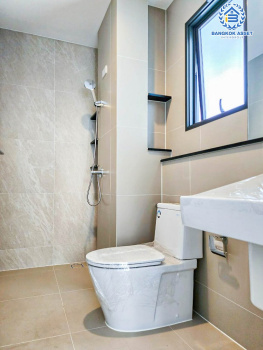 *****บ้านเดี่ยวมือสอง โครงการ บางกอก บูเลอวาร์ด พระราม5 หลังมุม เนื้อที่ 58.50  ตร.ว. ฟังก์ชัน 4 ห้องนอน 4 ห้องน้ำ 2 ที่จอดรถ สภาพดีมาก พร้อมเข้าอยู่ บนทำเลดี เชื่อมต่อถนนนครอินทร์ ถนนกาญจนาภิเษก ถนนราชพฤกษ์ ใกล้จุดขึ้นทางด่วน "ศรีรัช-วงแหวนรอบนอก"