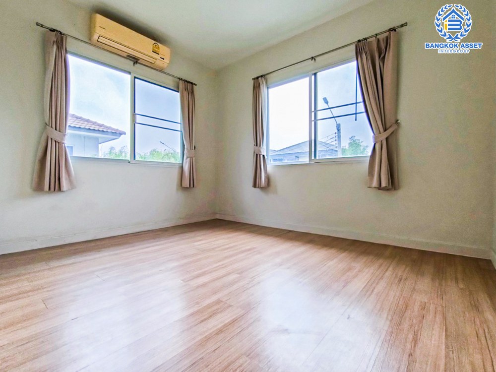 *****บ้านเดี่ยวมือสอง โครงการ อินนิซิโอ ปิ่นเกล้า-วงแหวนฯ เนื้อที่ 50 ตร.ว. ฟังก์ชัน 3 ห้องนอน 2 ห้องน้ำ 2 ที่จอดรถ ภายในสภาพดี พื้นที่ใช้สอยกว้าง พร้อมเข้าอยู่ บนทำเลเดินทางสะดวก เชื่อมต่อถนนกาญจนาภิเษก ใกล้รถไฟฟ้าสายสีม่วง "สถานีตลาดบางใหญ่" และจุดขึ้นทางด่วน "ศรีรัช"