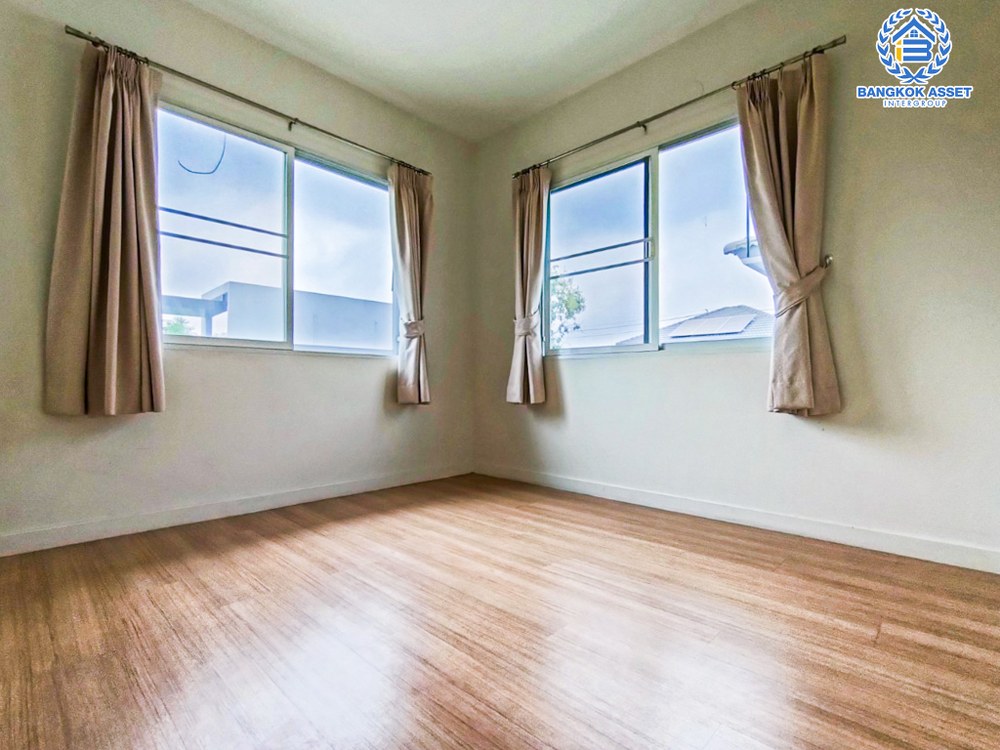 *****บ้านเดี่ยวมือสอง โครงการ อินนิซิโอ ปิ่นเกล้า-วงแหวนฯ เนื้อที่ 50 ตร.ว. ฟังก์ชัน 3 ห้องนอน 2 ห้องน้ำ 2 ที่จอดรถ ภายในสภาพดี พื้นที่ใช้สอยกว้าง พร้อมเข้าอยู่ บนทำเลเดินทางสะดวก เชื่อมต่อถนนกาญจนาภิเษก ใกล้รถไฟฟ้าสายสีม่วง "สถานีตลาดบางใหญ่" และจุดขึ้นทางด่วน "ศรีรัช"