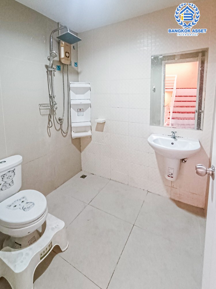 *****ทาวน์เฮ้าส์มือสอง โครงการ พฤกษาวิลล์70 พระราม5-สิรินธร เนื้อที่ 20 ตร.ว. ฟังก์ชัน 3 ห้องนอน 2 ห้องน้ำ บ้านสภาพใหม่มาก สภาพแวดล้อมโครงการดี ฟรี! เครื่องปรับอากาศ บนทำเลดี เชื่อมต่อถนนบางกรวย-ไทรน้อย ถนนนครอินทร์ ถนนราชพฤกษ์