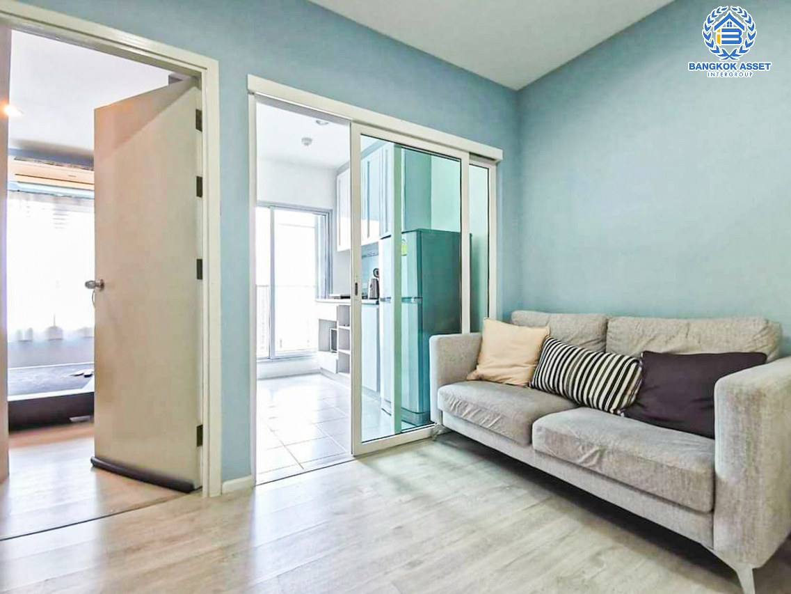 *****คอนโดมิเนียมมือสองกรุงเทพมหานคร โครงการ แอสปาย สาทร-ท่าพระ เนื้อที่กว้าง 30.54 ตร.ว. ฟังก์ชัน 1 ห้องนอน 1 ห้องน้ำ 1 ที่จอดรถ ห้องสภาพดี แถมฟรี! 1 เครื่องปรับอากาศ 1 เครื่องทำน้ำอุ่น บนทำเลศักยภาพ ติดถนนราชพฤกษ์ ใกล้รถไฟฟ้าสายสีเขียว "สถานีตลาดพลู" และทางด่วน "ศรีรัช"