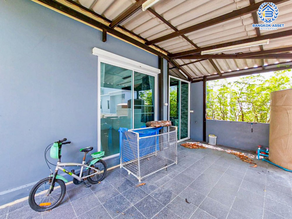 *****ทาวน์เฮ้าส์มือสอง โครงการ เดอะแพลนท์ คลองบางไผ่ สเตชั่น เนื้อที่ 35 ตร.ว. ฟังก์ชัน 3 ห้องนอน 3 ห้องน้ำ 2 ที่จอดรถ บ้านสวยเหมือนใหม่ บนทำเลดี เชื่อมต่อถนนคลองถนน ถนนกาญจนาภิเษก ถนนแก้วอินทร์ ใกล้รถไฟฟ้าสายสีม่วง "สถานีคลองบางไผ่" และจุดขึ้นทางด่วน "ศรีรัช"