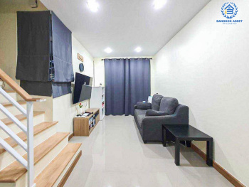 *****ทาวน์เฮ้าส์มือสองนนทบุรี โครงการ โกลเด้นทาวน์ รัตนาธิเบศร์-เวสต์เกต เนื้อที่ 17.3 ตร.ว. ฟังก์ชัน 3 ห้องนอน 2 ห้องน้ำ 1 ที่จอดรถ ต่อเติมโรงจอดรถ ห้องครัว-เคาน์เตอร์เรียบร้อย บนทำเลดี เพียง 10 นาทีก็ถึงรถไฟฟ้าสายสีม่วง "สถานีบางพลู" และยังใกล้ทางด่วน "ศรีรัช" จองเลย!