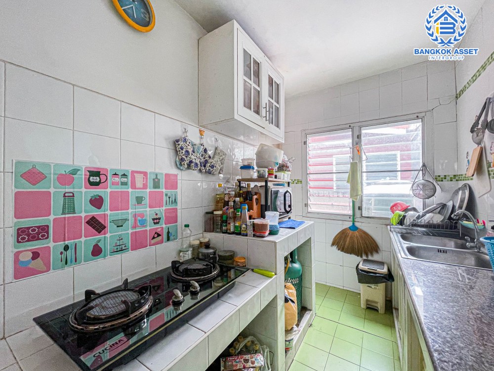 *****บ้านแฝดมือสอง โครงการ เพอร์เฟคพาร์ค วัดพระนอน เนื้อที่ 35.70 ตร.ว. แบรนด์ Property Perfect ฟังก์ชัน 2 ห้องนอน 2 ห้องน้ำ 1 ที่จอดรถ สภาพสวยพร้อมอยู่ ข้างบ้านมีบริเวณใช้สอย ทำเลเดินทางสะดวก ใกล้ Central Westgate เชื่อมต่อรถไฟฟ้าสายสีม่วง " สถานีตลาดบางใหญ่ " และทางด่วน "ศรีรัช"...