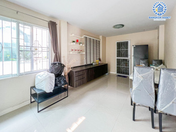 *****บ้านแฝดมือสองนนทบุรี โครงการ ชวนชมพาร์ค3 บางกรวย-ไทรน้อย เนื้อที่กว้างมากเกือบ 41 ตร.ว. ฟังก์ชัน 3 ห้องนอน 2 ห้องน้ำ 2 ที่จอดรถ บ้านสวย บนทำเลแห่งการเดินทาง เชื่อมต่อถนนบางกรวย-กรุงเทพ, ถนนกาญจนาภิเษก ใกล้โรงพยาบาลไทรน้อย ในราคาถูก!