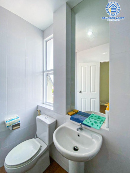 *****ทาวน์โฮม 3 ชั้นมือสอง โครงการ นลิน อเวนิว2 รามคำแหง9 หลังมุม เนื้อที่ 28 ตร.ว. ฟังก์ชัน 3 ห้องนอน 3 ห้องน้ำ 1 ที่จอดรถ สภาพดีเยี่ยม พร้อมเข้าอยู่ ทำเลในเมืองเดินทางสะดวก เชื่อมต่อถนนรามคำแหง ใกล้รถไฟฟ้าสายสีส้ม "สถานีน้อมเกล้า" จองเลย!