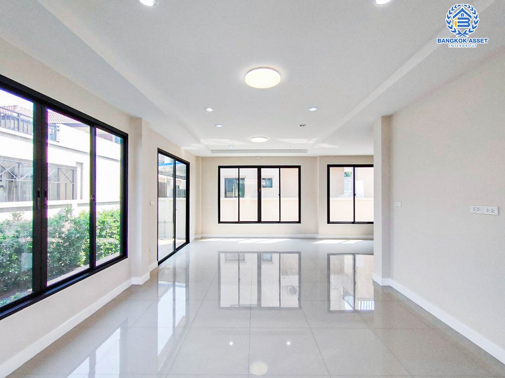 *****บ้านเดี่ยวมือหนึ่ง โครงการ ภานุวัชร2 รัตนาธิเบศร์-ท่าอิฐ หลังมุม เนื้อที่ 85.50 ตร.ว. ฟังก์ชัน 3 ห้องนอน 3 ห้องน้ำ 2 ที่จอดรถ สภาพเหมือนมือหนึ่ง บนทำเลเดินทางสะดวก เข้า-ออกได้ทั้งถนนรัตนาธิเบศร์ ถนนราชพฤกษ์ ใกล้รถไฟฟ้าสายสีม่วง "สถานีไทรม้า" และทางด่วน "ศรีรัช"