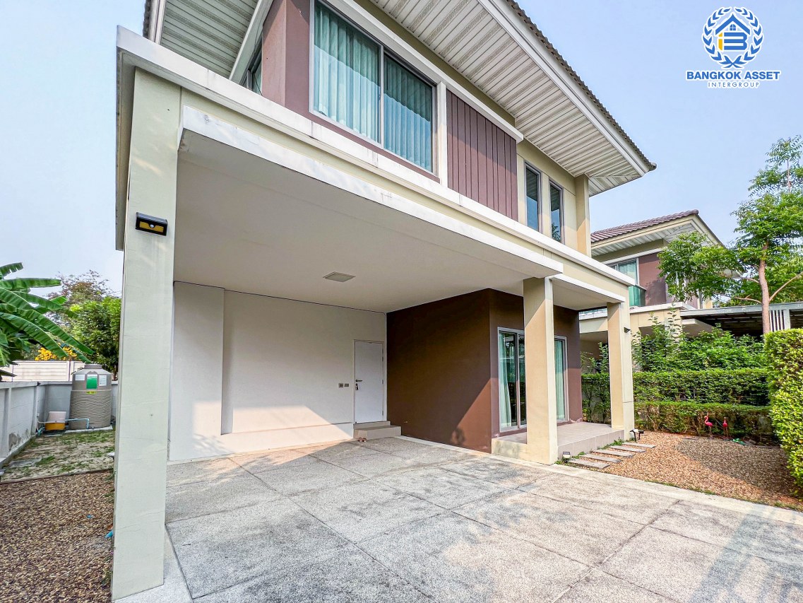 บ้านเดี่ยวมือสองนนทบุรี โครงการ เพอร์เฟคเพลส3 รัตนาธิเบศร์ เนื้อที่กว้าง 52 ตร.ว. ฟังก์ชัน 3 ห้องนอน 3 ห้องน้ำ 2 ที่จอดรถ บ้านสวย บนทำเลดี เชื่อมต่อทุกการเดินทาง ใกล้รถไฟฟ้าสายสีม่วง "สถานีไทรม้า", ทางด่วน "งามวงศ์วาน" และเซ็นทรัลรัตนาธิเบศร์ ในราคาถูก!