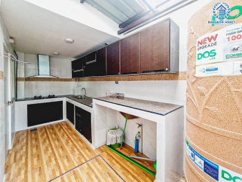 *****ทาวน์เฮ้าส์มือสอง โครงการ โกลเด้นทาวน์ วิภาวดี-แจ้งวัฒนะ เนื้อที่ 19 ตร.ว. ฟังก์ชัน 4 ห้องนอน 2 ห้องน้ำ 2 ที่จอดรถ บนทำเลเดินทางสะดวก เชื่อมต่อแจ้งวัฒนะ ถนนเลียบคลองปะปา ถนนสรงประภา ใกล้รถไฟฟ้าสายสีแดง "สถานีรังสิต" และทางด่วน "ศรีสมาน"