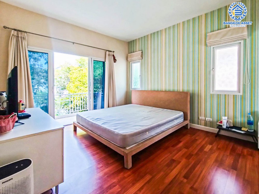 *****บ้านเดี่ยวมือสอง โครงการ เพอร์เฟคเพลส ราชพฤกษ์ บ้านหลังใหญ่ เนื้อที่ 56.30 ตร.ว. ฟังก์ชัน 3 ห้องนอน 3 ห้องน้ำ 2 ที่จอดรถ แถมฟรี! เครื่องปรับอากาศ เครื่องทำน้ำอุ่น ทำเลโซนเมือง หน้าโครงการติดถนนราชพฤกษ์ ใกล้รถไฟฟ้า "สถานีบางรักน้อยท่าอิฐ" และทางด่วน "ศรีรัช"