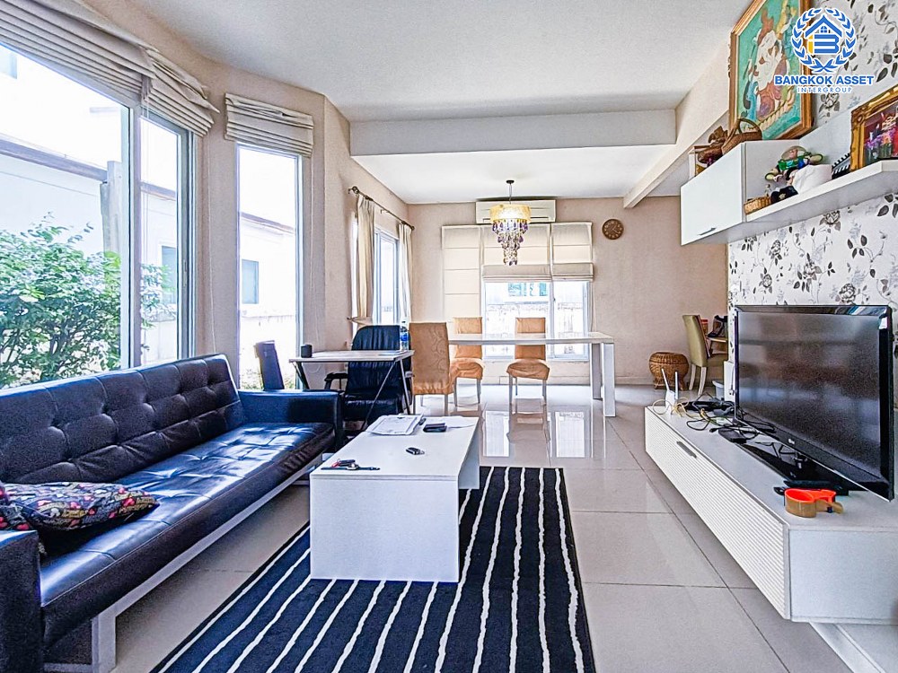 *****บ้านเดี่ยวมือสอง โครงการ เพอร์เฟคเพลส ราชพฤกษ์ บ้านหลังใหญ่ เนื้อที่ 56.30 ตร.ว. ฟังก์ชัน 3 ห้องนอน 3 ห้องน้ำ 2 ที่จอดรถ แถมฟรี! เครื่องปรับอากาศ เครื่องทำน้ำอุ่น ทำเลโซนเมือง หน้าโครงการติดถนนราชพฤกษ์ ใกล้รถไฟฟ้า "สถานีบางรักน้อยท่าอิฐ" และทางด่วน "ศรีรัช"