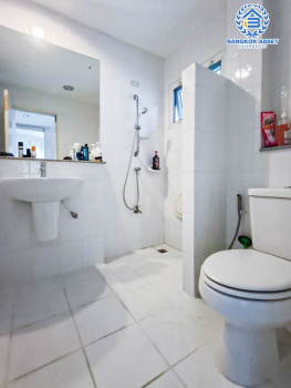 *****บ้านเดี่ยวมือสอง โครงการ เพอร์เฟคเพลส ราชพฤกษ์ บ้านหลังใหญ่ เนื้อที่ 56.30 ตร.ว. ฟังก์ชัน 3 ห้องนอน 3 ห้องน้ำ 2 ที่จอดรถ แถมฟรี! เครื่องปรับอากาศ เครื่องทำน้ำอุ่น ทำเลโซนเมือง หน้าโครงการติดถนนราชพฤกษ์ ใกล้รถไฟฟ้า "สถานีบางรักน้อยท่าอิฐ" และทางด่วน "ศรีรัช"