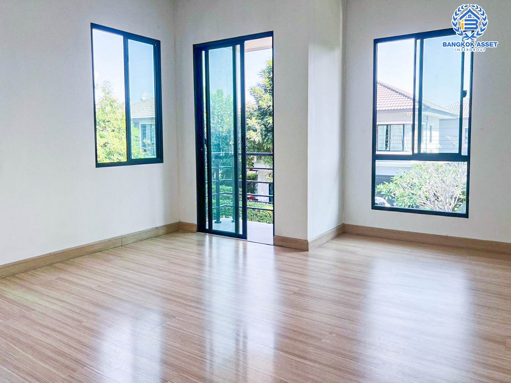 *****บ้านเดี่ยวมือสอง โครงการ ดีไลท์ บางนา-ศรีนครินทร์ หลังมุม เนื้อที่ 60.30 ตร.ว. ฟังก์ชัน 4 ห้องนอน 2 ห้องน้ำ 2 ที่จอดรถ พื้นที่รอบบ้านกว้าง สภาพภายในดีมาก บนทำเลเดินทางสะดวก เชื่อมต่อถนนเลียบคลองสำโรง ถนนวงแหวนรอบนอก(ฝั่งตะวันออก) ใกล้จุดขึ้นทางพิเศษบูรพาวิถี