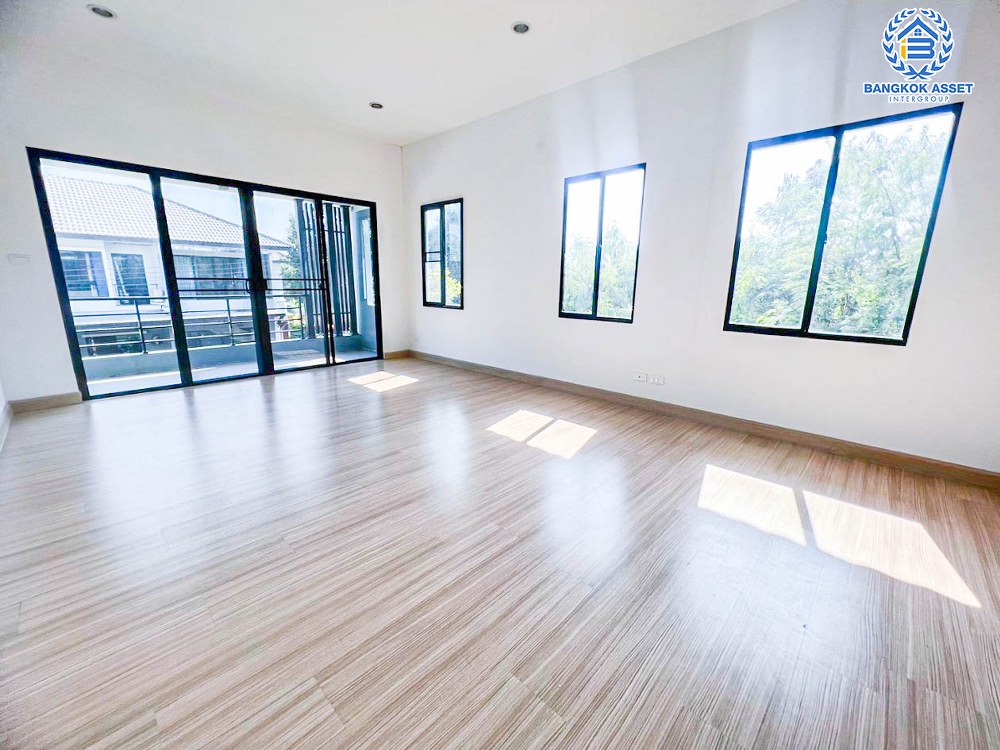 *****บ้านเดี่ยวมือสอง โครงการ ดีไลท์ บางนา-ศรีนครินทร์ หลังมุม เนื้อที่ 60.30 ตร.ว. ฟังก์ชัน 4 ห้องนอน 2 ห้องน้ำ 2 ที่จอดรถ พื้นที่รอบบ้านกว้าง สภาพภายในดีมาก บนทำเลเดินทางสะดวก เชื่อมต่อถนนเลียบคลองสำโรง ถนนวงแหวนรอบนอก(ฝั่งตะวันออก) ใกล้จุดขึ้นทางพิเศษบูรพาวิถี