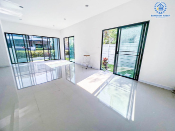 *****บ้านเดี่ยวมือสอง โครงการ ดีไลท์ บางนา-ศรีนครินทร์ หลังมุม เนื้อที่ 60.30 ตร.ว. ฟังก์ชัน 4 ห้องนอน 2 ห้องน้ำ 2 ที่จอดรถ พื้นที่รอบบ้านกว้าง สภาพภายในดีมาก บนทำเลเดินทางสะดวก เชื่อมต่อถนนเลียบคลองสำโรง ถนนวงแหวนรอบนอก(ฝั่งตะวันออก) ใกล้จุดขึ้นทางพิเศษบูรพาวิถี