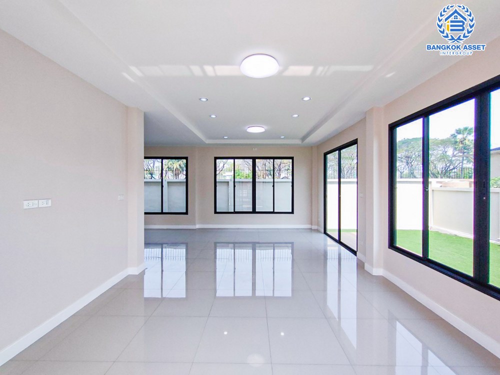 *****บ้านเดี่ยวมือหนึ่ง โครงการ ภานุวัชร2 รัตนาธิเบศร์-ท่าอิฐ เนื้อที่ 77.10 ตร.ว. ฟังก์ชัน 3 ห้องนอน 3 ห้องน้ำ 2 ที่จอดรถ สภาพเหมือนมือหนึ่ง บนทำเลเดินทางสะดวก เข้า-ออกได้ทั้งถนนรัตนาธิเบศร์ ถนนราชพฤกษ์ ใกล้รถไฟฟ้าสายสีม่วง "สถานีไทรม้า" และทางด่วน "ศรีรัช"