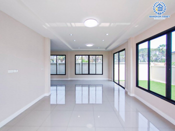 *****บ้านเดี่ยวมือหนึ่ง โครงการ ภานุวัชร2 รัตนาธิเบศร์-ท่าอิฐ เนื้อที่ 77.10 ตร.ว. ฟังก์ชัน 3 ห้องนอน 3 ห้องน้ำ 2 ที่จอดรถ สภาพเหมือนมือหนึ่ง บนทำเลเดินทางสะดวก เข้า-ออกได้ทั้งถนนรัตนาธิเบศร์ ถนนราชพฤกษ์ ใกล้รถไฟฟ้าสายสีม่วง "สถานีไทรม้า" และทางด่วน "ศรีรัช"