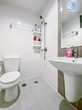 *****ทาวน์เฮ้าส์มือสองปทุมธานี โครงการ เดอะคัลเลอร์ รังสิต-คลอง4 หลังมุม เนื้อที่กว้างขวางถึง 27 ตร.ว. ฟังก์ชัน 3 ห้องนอน 2 ห้องน้ำ 2 ที่จอดรถ เนื้อที่เยอะ แถมฟรี! 2 เครื่องปรับอากาศ 1 เครื่องทำน้ำอุ่น บนทำเลแห่งการเดินทาง เชื่อมต่อถนนกาญจนาภิเษก, ถนนรังสิต-นครนายก ใกล้รถไฟฟ้าสายสีเขียว "สถานีคูคต" และทางด่วน "วงแหวนกาญจนาภิเษก"