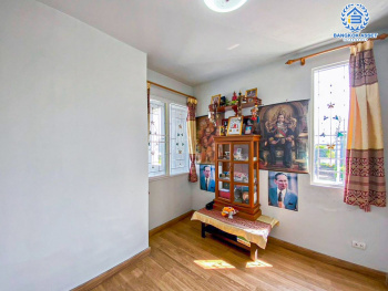 *****ทาวน์เฮ้าส์มือสองปทุมธานี โครงการ เดอะคัลเลอร์ รังสิต-คลอง4 หลังมุม เนื้อที่กว้างขวางถึง 27 ตร.ว. ฟังก์ชัน 3 ห้องนอน 2 ห้องน้ำ 2 ที่จอดรถ เนื้อที่เยอะ แถมฟรี! 2 เครื่องปรับอากาศ 1 เครื่องทำน้ำอุ่น บนทำเลแห่งการเดินทาง เชื่อมต่อถนนกาญจนาภิเษก, ถนนรังสิต-นครนายก ใกล้รถไฟฟ้าสายสีเขียว "สถานีคูคต" และทางด่วน "วงแหวนกาญจนาภิเษก"