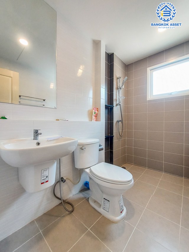 *****บ้านเดี่ยวมือสองปทุมธานี โครงการ เซนโทร ชัยพฤกษ์345 เนื้อที่กว้างเกือบ 51 ตร.ว. ฟังก์ชัน 4 ห้องนอน 3 ห้องน้ำ 2 ที่จอดรถ แถมฟรี! 3 เครื่องปรับอากาศ 1 เครื่องทำน้ำอุ่น บนทำเลแห่งการเดินทาง เชื่อมต่อถนน 345, ถนนสะพานนนทบุรี – บางบัวทอง, ถนนศรีสมาน จองด่วน!