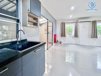 *****ทาวน์เฮ้าส์มือสองนนทบุรี โครงการ ลุมพินี ทาวน์วิลล์ ราชพฤกษ์-ปิ่นเกล้า หลังมุม! เนื้อที่กว้างถึง 23 ตร.ว. ฟังก์ชัน 3 ห้องนอน 2 ห้องน้ำ 2 ที่จอดรถ บ้านเนื้อที่เยอะ สภาพสวยมาก บนทำเลศักยภาพ ใกล้รถไฟฟ้าสายสีแดง "สถานีบางบำหรุ" และทางด่วน "ศรีรัช-วงแหวนรอบนอก" ห้ามพลาด!