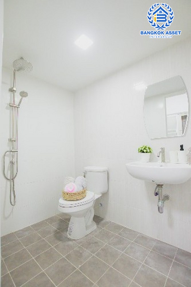 *****ทาวน์เฮ้ามือสอง โครงการ พฤกษา71 กรุงเทพฯ-ปทุมธานี เนื้อที่ 17.70 ตร.ว. ฟังก์ชัน 3 ห้องนอน 2 ห้องน้ำ 1 ที่จอดรถ หน้าบ้านกว้าง ให้ความรู้สึกเสมือนทาวน์เฮาส์ขนาดใหญ่ การเดินทางสะดวกสบาย เชื่อมต่อถนนราชพฤกษ์ ถนน345 และถนนรังสิต-ปทุมธานี จองเลย!