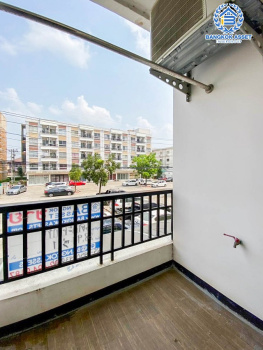 *****คอนโดมิเนียมมือสองปทุมธานี โครงการ เดอะคิทท์ คลองหลวง ห้องมุม เนื้อที่เกือบ 29 ตร.ม. ฟังก์ชัน 1 ห้องนอน 1 ห้องน้ำ 1 ที่จอดรถ แถมฟรี! 1 เครื่องปรับอากาศ และ 1 เครื่องทำน้ำอุ่น บนทำเลแห่งการเดินทาง เชื่อมต่อถนนคลองหลวง, ถนนพหลโยธิน ใกล้ฟิวเจอร์พาร์ค รังสิต