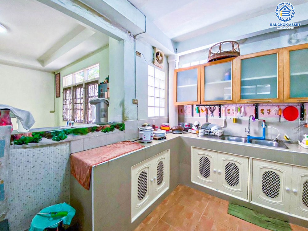 *****บ้านเดี่ยวมือสอง โครงการ คลองกุ่มนิเวศน์ เสรีไทย เนื้อที่ 50 ตร.ว. ฟังก์ชัน 4 ห้องนอน 3 ห้องน้ำ 3 ที่จอดรถ พื้นที่กว้างกว้าง ครอบครัวใหญ่อยู่สบาย บนทำเลเดินทางสะดวก เชื่อมต่อถนนวงแหวน(ฝั่งตะวันออก) ถนนเสรีไทย ใกล้รถไฟฟ้าสายสีเหลือง "สถานีหัวหมาก"