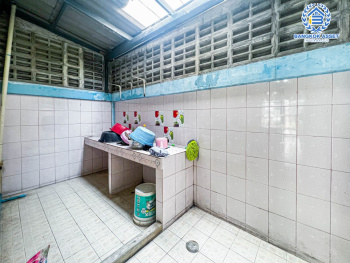 *****ทาวน์เฮ้าส์มือสองกรุงเทพมหานคร หมู่บ้าน กลอรี่เฮ้าส์ รามอินทรา65 เนื้อที่ 16 ตร.ว. ฟังก์ชัน 3 ห้องนอน 2 ห้องน้ำ 1 ที่จอดรถ บ้านสภาพดี บนทำเลเยี่ยม ใกล้รถไฟฟ้าสายในอนาคตสีชมพู "สถานีรามอินทรา 40" และจุดขึ้นทางด่วน "ฉลองรัช" จองเลย!