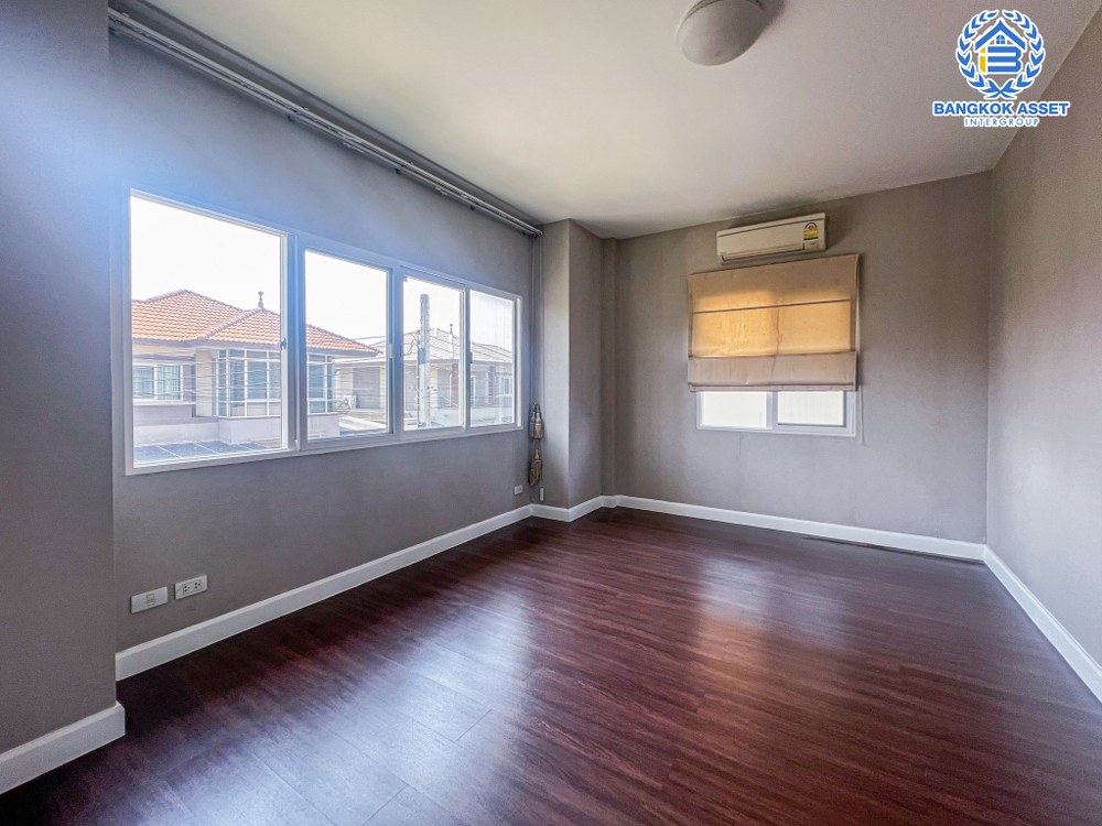 *****บ้านเดี่ยวมือสอง โครงการ บุราสิริ งามวงศ์วาน-ประชาชื่น เนื้อที่ 52.5 ตร.ว. ฟังก์ชัน 3 ห้องนอน 3 ห้องน้ำ 2 ที่จอดรถ บ้านสภาพใหม่มาก พร้อมเข้าอยู่ แถมฟรี! เครื่องปรับอากาศ โครงการตั้งบนบนทำเลดี ใกล้รถไฟฟ้าสายสีม่วง "สถานีศูนย์ราชการนนทบุรี" และทางด่วน "งามวงศ์วาน"