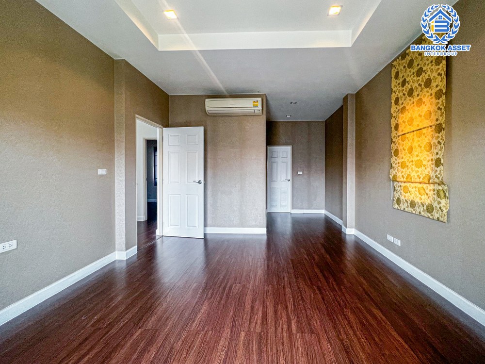 *****บ้านเดี่ยวมือสอง โครงการ บุราสิริ งามวงศ์วาน-ประชาชื่น เนื้อที่ 52.5 ตร.ว. ฟังก์ชัน 3 ห้องนอน 3 ห้องน้ำ 2 ที่จอดรถ บ้านสภาพใหม่มาก พร้อมเข้าอยู่ แถมฟรี! เครื่องปรับอากาศ โครงการตั้งบนบนทำเลดี ใกล้รถไฟฟ้าสายสีม่วง "สถานีศูนย์ราชการนนทบุรี" และทางด่วน "งามวงศ์วาน"