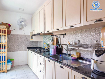 *****ทาวน์เฮ้าส์มือสอง โครงการ อินดี้ บางใหญ่ หลังมุม เนื้อที่กว้าง 26.70 ตร.ว. ฟังก์ชัน 2 ห้องนอน 3 ห้องน้ำ 2 ที่จอดรถ สภาพภายในดูใหม่มาก บนทำเลเดินทางสะดวก เชื่อมต่อถนนกาญจนาภิเษก ถนนรัตนาธิเบศร์ ใกล้รถไฟฟ้าสายสีม่วง "สถานีตลาดบางใหญ่" และจุดขึ้นทางด่วน "ศรีรัช"