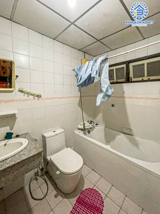 *****ทาวน์เฮ้าส์มือสองกรุงเทพมหานคร โครงการ เดอะแพลนซิตี้ นวมินทร์86 หลังมุม! เนื้อที่ 17 ตร.ว. ฟังก์ชัน 2 ห้องนอน 2 ห้องน้ำ 1 ที่จอดรถ หน้าบ้านไม่ชนใคร ติดสวนส่วนกลาง บ้านอยู่ต้นโครงการ ติดถนนเมน บนทำเลแห่งการเดินทาง และทางด่วน "รามอินทรา-อาจณรงค์" จองเลย!