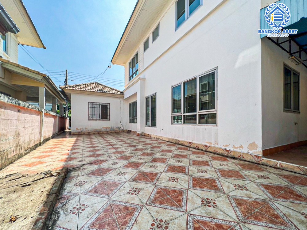 *****บ้านเดี่ยวมือสอง โครงการ โดมทอง วิลเลจ เนื้อที่ 55.20 ตร.ว. ฟังก์ชัน 3 ห้องนอน 2 ห้องน้ำ 1 ที่จอดรถ บ้านสภาพดีมาก พร้อมเข้าอยู่ได้ทันที บนทำเลเดินทางสะดวก เชื่อมต่อถนนรังสิต-ปทุมธานี ถนนคลองหลวง ใกล้รถไฟฟ้าสายสีแดง "สถานีรังสิต" และจุดขึ้นทางด่วน "บางพูน"