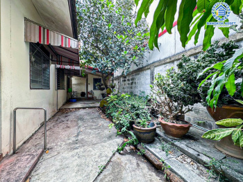 *****บ้านเดี่ยวมือสอง ซอยณรงค์กิจ รามอินทรา39 เนื้อที่ 63 ตร.ว. ฟังก์ชัน 4 ห้องนอน 3 ห้องน้ำ 4 ที่จอดรถ ภายในสภาพดีมาก พื้นที่รอบบ้านกว้างขวาง บนทำเลเดินทางสะดวก เชื่อมต่อถนนรามอินทรา ถนนสุขาภิบาล5 ถนนวัชรพล ใกล้รถไฟฟ้าสายสีชมพู "สถานีรามอินทรา กม.4"