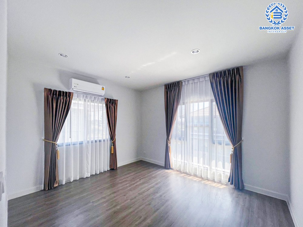 *****บ้านเดี่ยวมือสอง โครงการ สราญสิริ ชัยพฤกษ์-แจ้งวัฒนะ เนื้อที่ 50 ตร.ว. ฟังก์ชัน 4 ห้องนอน 3 ห้องน้ำ 2 ที่จอดรถ บ้านสภาพดี ขายพร้อมเฟอร์นิเจอร์บิ้วท์อิน บนทำเลเดินทางสะดวก ใกล้รถไฟฟ้าสายสีชมพู "สถานีห้าแยกปากเกร็ด" และทางพิเศษอุดรรัถยา