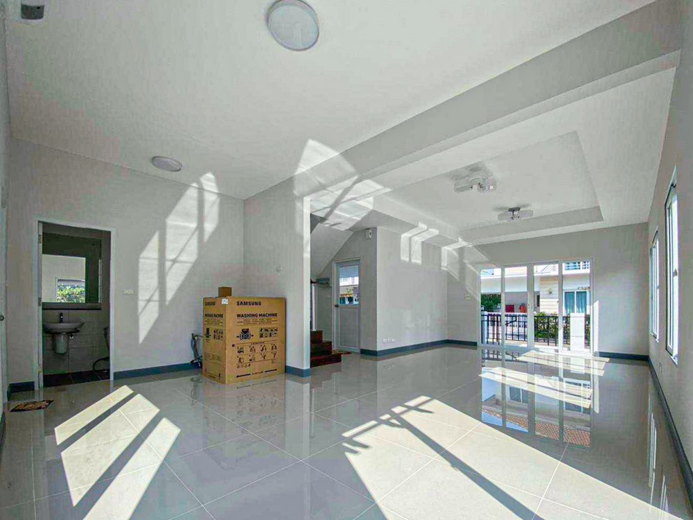 *****บ้านเดี่ยวมืองสอง โครงการ เพอร์เฟคพาร์ค พระราม5-บางใหญ่ เนื้อที่ 58.50 ตร.ว. ฟังก์ชัน 3 ห้องนอน 2 ห้องน้ำ 2 ที่จอดรถ คุณภาพจาก Property Perfect ตกแต่งใหม่พร้อมเข้าอยู่ บนทำเลเชื่อมต่อถนนกาญจนาภิเษก ถนนรัตนาธิเบศร์ ใกล้รถไฟฟ้าสายสีม่วง "สถานีตลาดบางใหญ่"