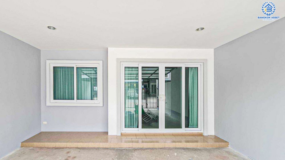 *****ทาวน์เฮ้าส์มือสอง สุขนิเวศน์9 บางใหญ่ เนื้อที่ 25.50 ตร.ว. ฟังก์ชัน 3 ห้องนอน 3 ห้องน้ำ 2 ที่จอดรถ บ้านรีโนเวทใหม่ทั้งหลัง ฟรี! เครื่องปรับอากาศ บนทำเลแห่งการเดินทาง เชื่อมต่อถนนกาญจนาภิเษก ใกล้เซ็นทรัลพลาซ่าเวสต์เกต และรถไฟฟ้าสายสีม่วง "สถานีคลองบางไผ่"