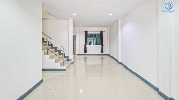 *****ทาวน์เฮ้าส์มือสอง สุขนิเวศน์9 บางใหญ่ เนื้อที่ 25.50 ตร.ว. ฟังก์ชัน 3 ห้องนอน 3 ห้องน้ำ 2 ที่จอดรถ บ้านรีโนเวทใหม่ทั้งหลัง ฟรี! เครื่องปรับอากาศ บนทำเลแห่งการเดินทาง เชื่อมต่อถนนกาญจนาภิเษก ใกล้เซ็นทรัลพลาซ่าเวสต์เกต และรถไฟฟ้าสายสีม่วง "สถานีคลองบางไผ่"