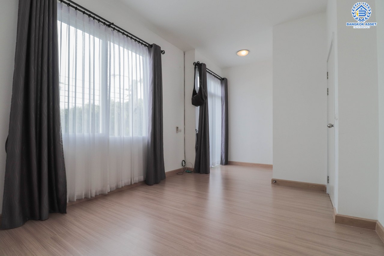 *****ทาวน์เฮ้าส์มือสองนนทบุรี โครงการ กัสโต้ วงแหวน-พระราม 5 เนื้อที่กว้าง 18.5 ตร.ว. ฟังก์ชัน 3 ห้องนอน 2 ห้องน้ำ 2 ที่จอดรถ บ้านพร้อมเข้าอยู่ แถมฟรี! 2 เครื่องปรับอากาศ บนทำเลเยี่ยม เชื่อมต่อหลายเส้นทาง เพียง 12 นาทีก็ถึงรถไฟฟ้าสายสีม่วง "สถานีสามแยกบางใหญ่" จองเลย!