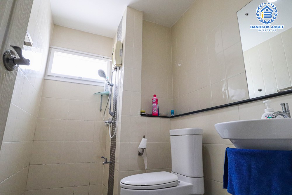 *****บ้านเดี่ยวมือสอง โครงการ เพอร์เฟคเพลส ราชพฤกษ์ บ้านหลังใหญ่ เนื้อที่ 59.50 ตร.ว. ฟังก์ชัน 3 ห้องนอน 3 ห้องน้ำ 2 ที่จอดรถ แถมฟรี! เครื่องปรับอากาศ เครื่องทำน้ำอุ่น ทำเลโซนเมือง โครงการติดถนนราชพฤกษ์ ใกล้รถไฟฟ้าสายสีม่วง "สถานีบางรักน้อยท่าอิฐ" และทางด่วน "ศรีรัช"